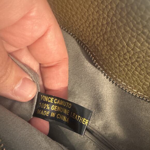 VINCE CAMUTO Deep Moss Leather Crossbody Purse Bag Silver Details - Picture 7 of 10